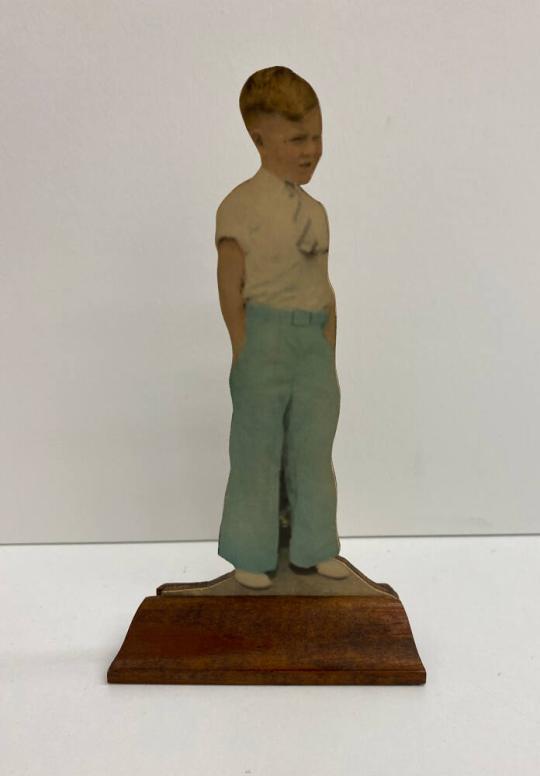 [Boy with Tie and Blue Pants, Handmade and colored photo statuette]