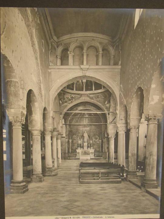 TRIESTE - Cathedrale.  L'interno.