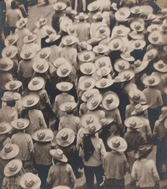 Campesinos (Workers' Parade)