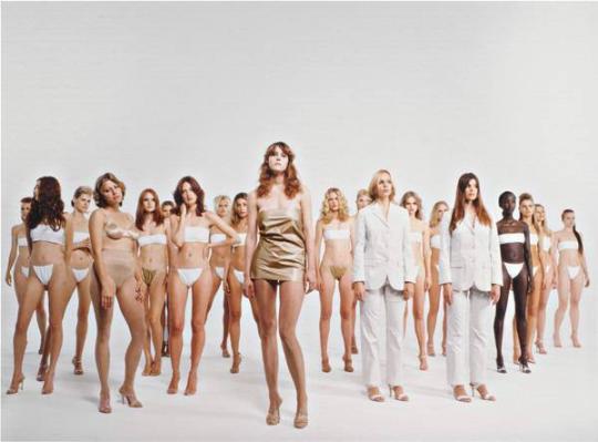 Vanessa Beecroft 