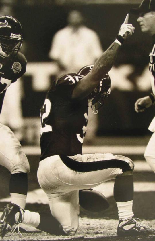 Running Back Jonathan Wells Celebrates Touchdown against the New York Giants, Houston, November 24, 2002