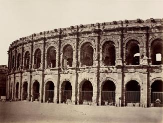 Nimes. Amphithéâtre.