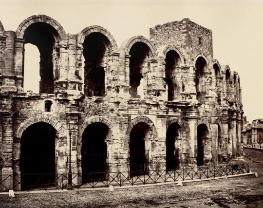 Arles. Amphithéâtre.