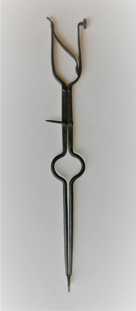 Fire Tongs or Pipe Tongs