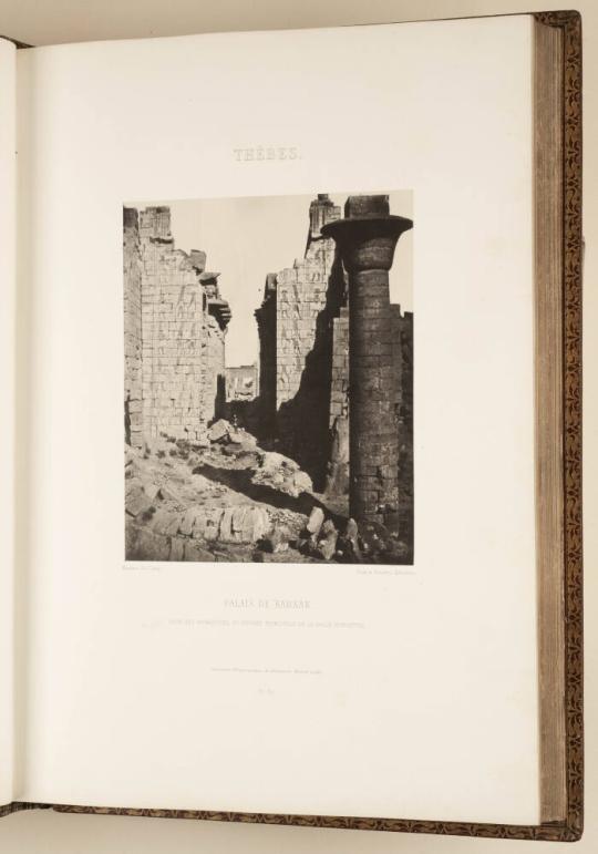 Thebes. Palais de Karnak. Cour des Bubastites et entrée principale de la salle hypostyle