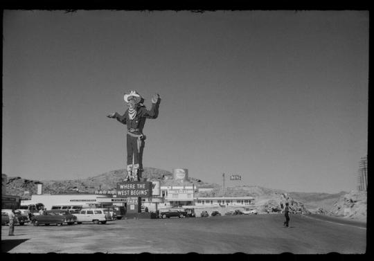 Bonneville Salt Flats, UT