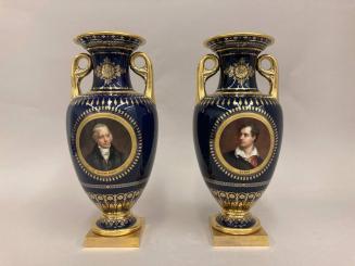 Front of both vases