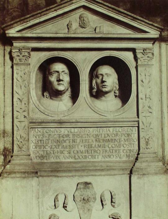 Chiesa di S. Pietro in Vincoli. Monumento ai fratelli Pietro e Antonio del Pollaiolo.