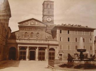 Chiesa di S. Maria in Trastevere. L'Esterno.