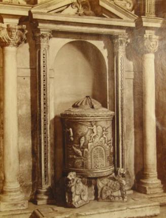Grottaferrata - Badia. Fonte Battesimale nella cappella di S. Nilo.