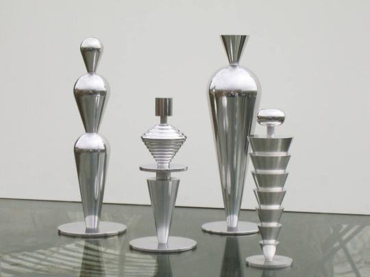 Fig. 9.1. Andrea Branzi, Four Caryatid Statues, Edition Alchimia, 1978, aluminum. 