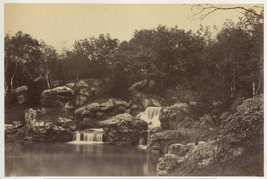 [Cascade, Bois de Boulogne, Paris]