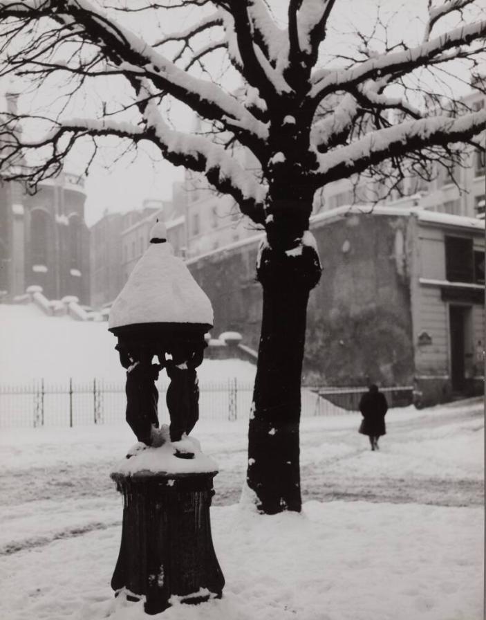Carrefour Etienne Dolet – Julien-Lacroix, Paris, Hiver