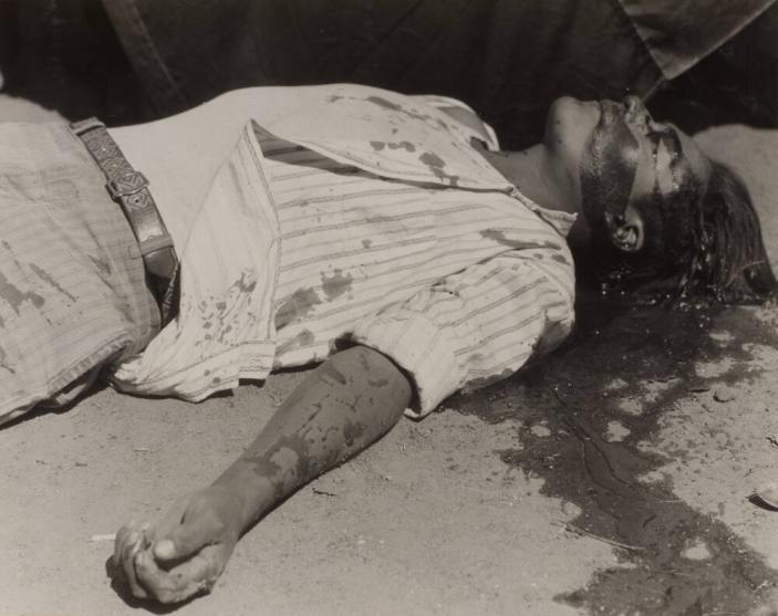 Victima del salaria minima (or, Obrero en huelga, asesinado)