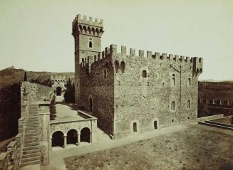 Firenze. Dintorni. Castello di Vincigliata.(Proprieta del Comm. Temple Leader.) Il mastio e parte del muro di cinta.