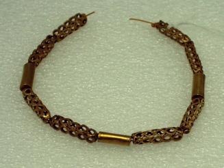 Necklace strand