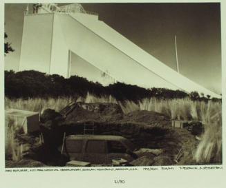 Ford Explorer, Kitt Peak National Observatory, Quinlan Mountains, Arizona, U.S.A.