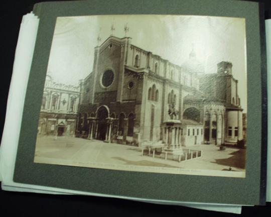 Chiesa dei  SS Giovanni  e Paolo  e il Monumento al Generale Colleoni