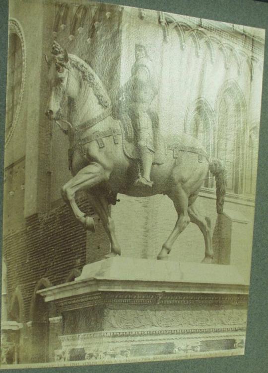 Campo di S. Giovanni e Paolo.  Monumento al Generale Colleoni