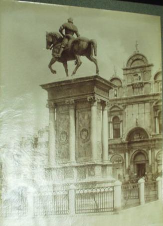 Piazza S. Giovanni e Paolo.  Monumento Colleoni.