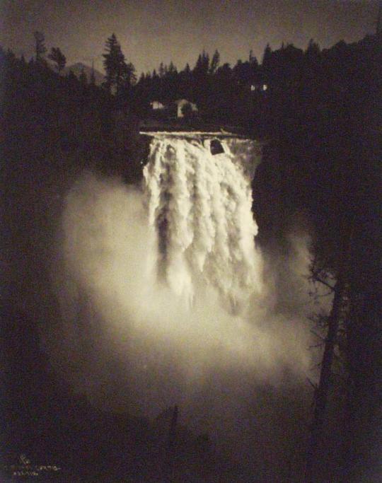 Snoqualmie Falls