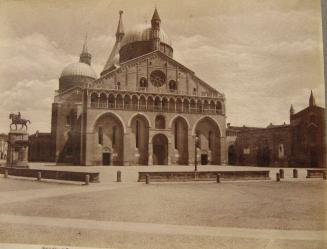 PADOVA - Piazza e Basilica di S. Antonio col Monumento al Generale Gattamelata