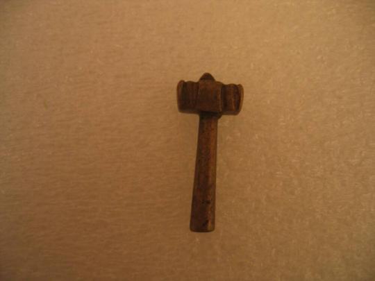 Hammer Gold Weight