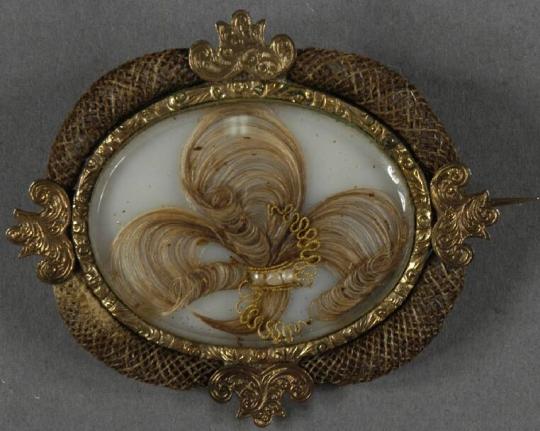 Brooch