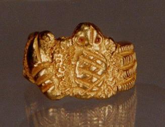 Ring with turtle and shell