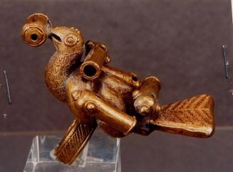 Bird with cannons ring