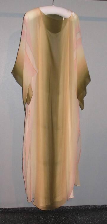 Halston caftan 2024