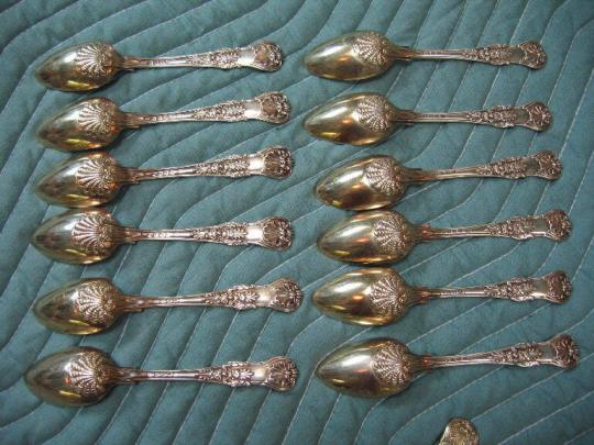 Dessert Spoon (set of twelve)