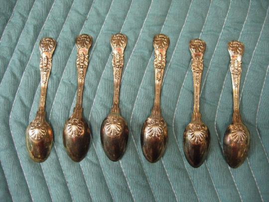 Teaspoon (set of twelve)