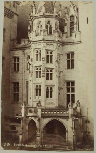 Pierrefonds Château, Escalier d'honneur