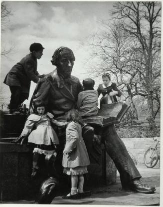 The Hans Christian Andersen Statue, Central Park, NYC