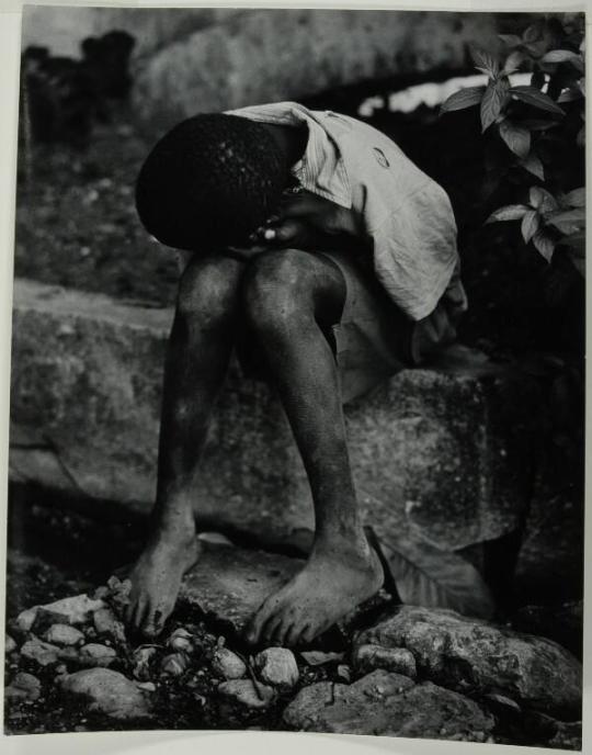 Past and Present: Photographs by Earlie Hudnall, Jr.