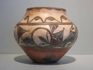 Jar (Olla) with Geometric and Abstract Designs