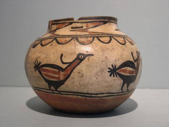 Jar (Olla) with Birds